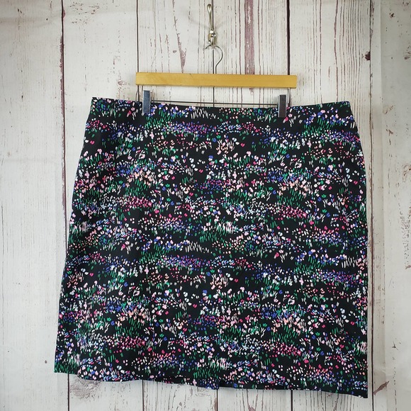 Talbots Dresses & Skirts - Talbots Womens Pencil Skirt Size 24W Floral Stretch Waist Cotton Black